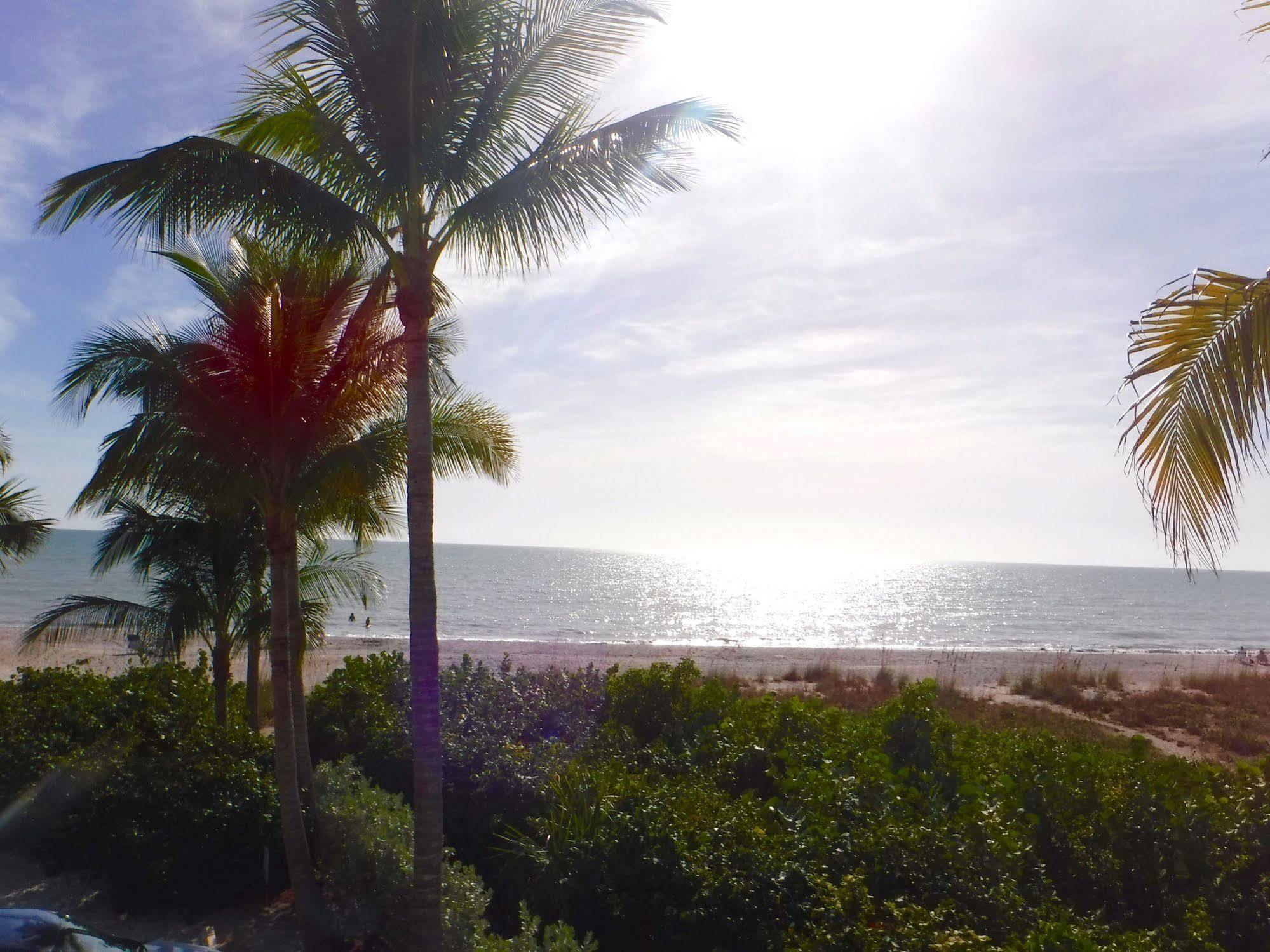 Waterside Inn On The Beach Sanibel Bagian luar foto