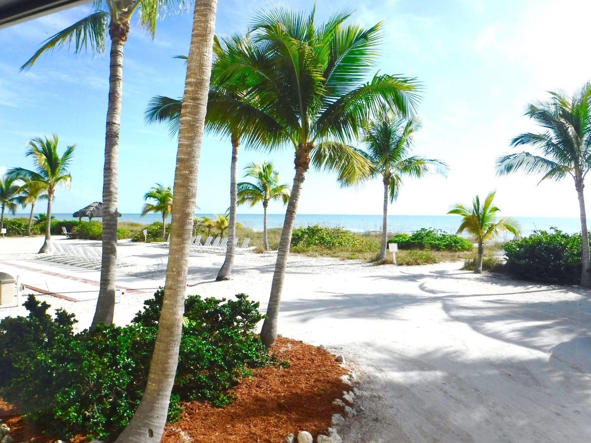 Waterside Inn On The Beach Sanibel Bagian luar foto